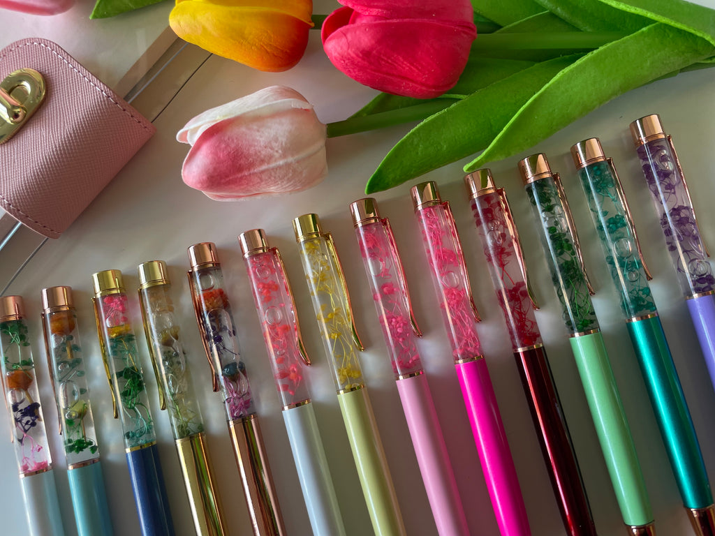 Liquid dried flower pen