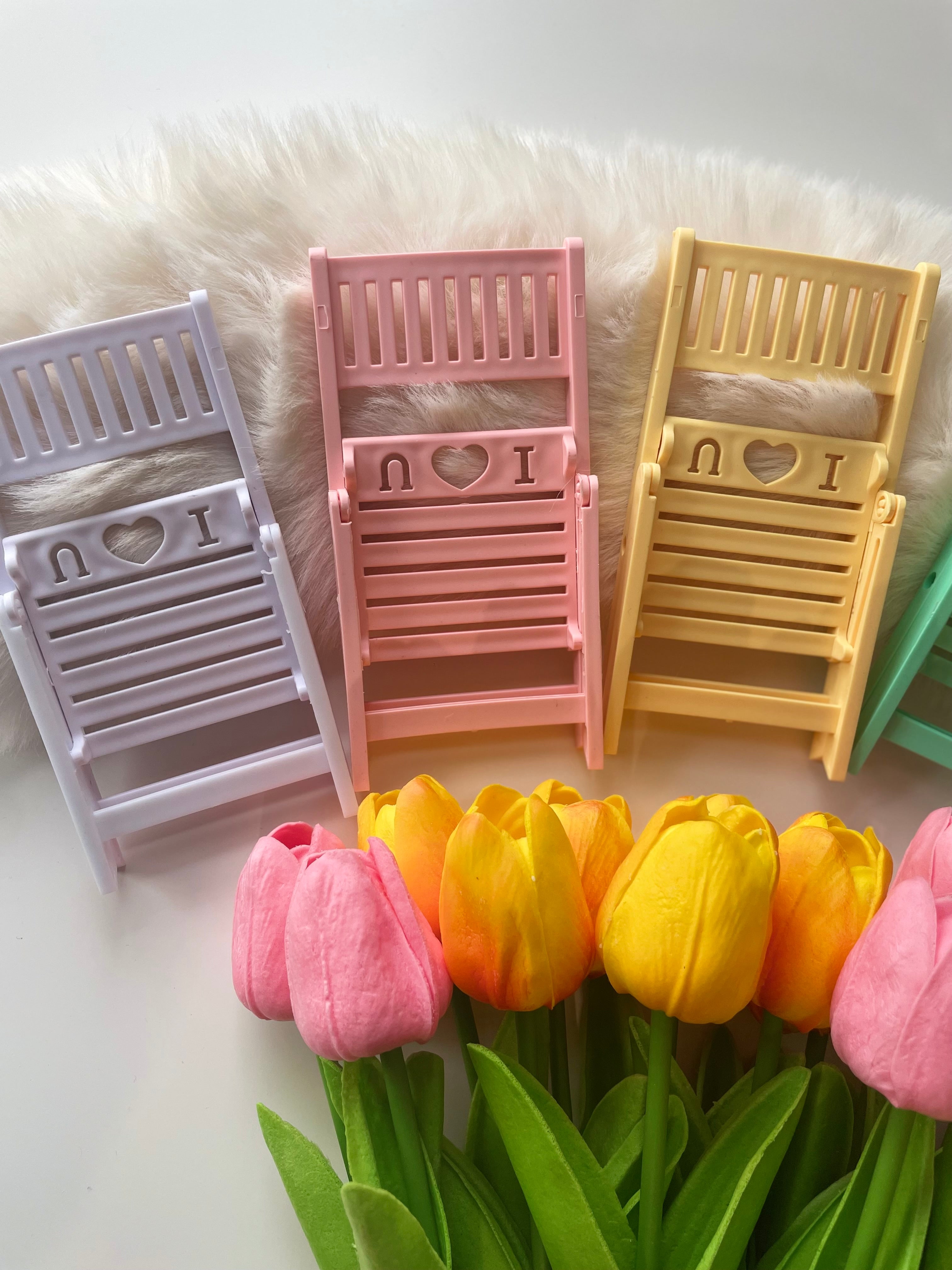 Foldable Chair-Shaped Phone Holder