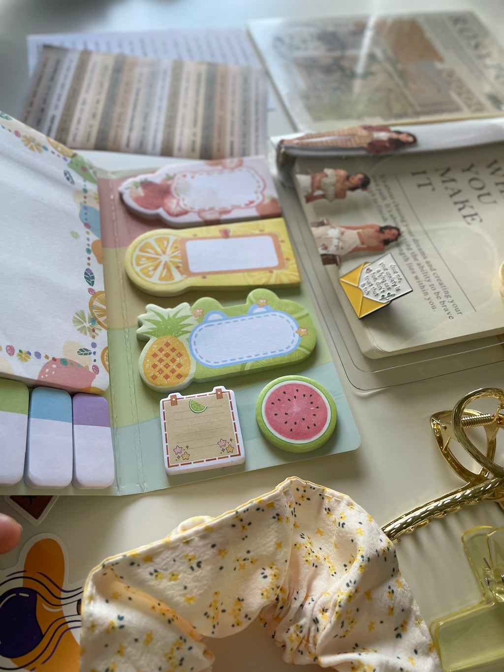 ☀️ Sunshine Yellow ( Stationery & Essential )