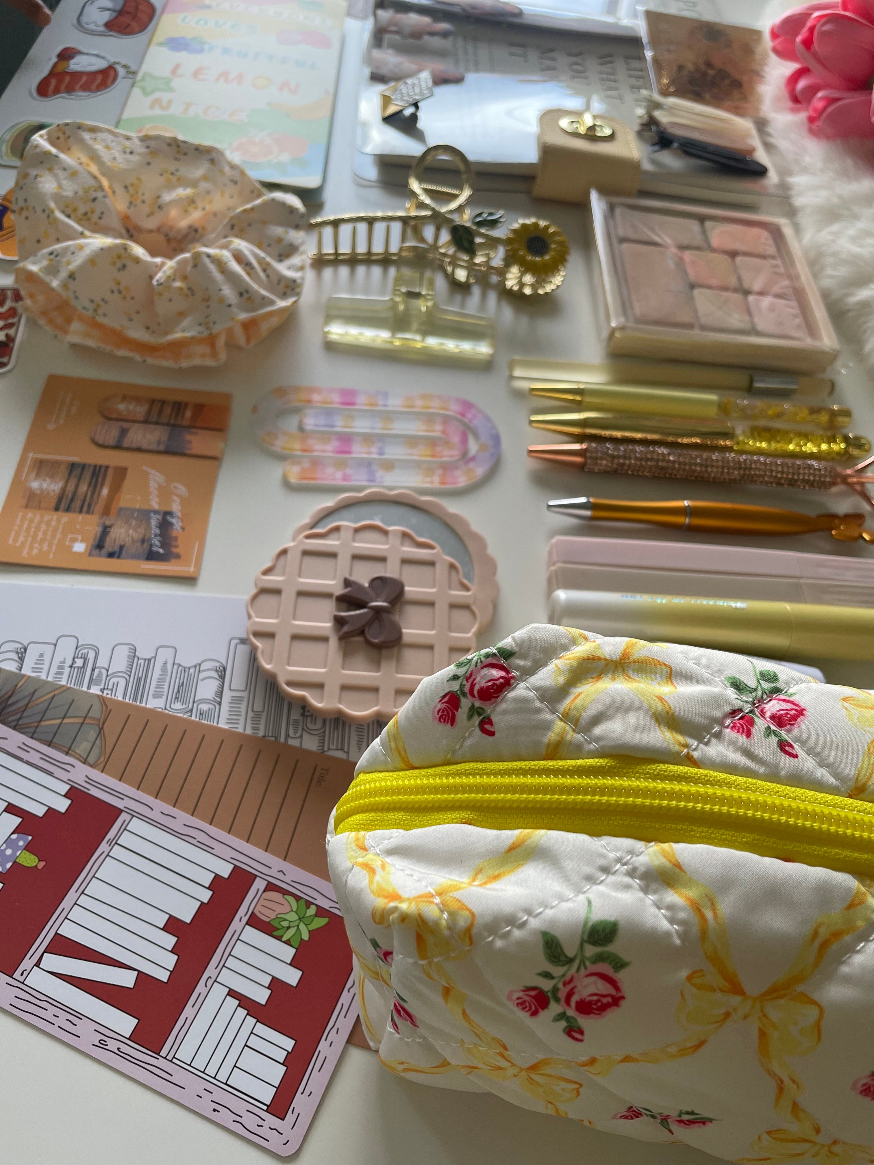☀️ Sunshine Yellow ( Stationery & Essential )