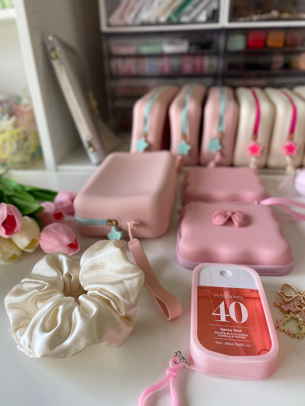 Pink bundle ( pretty & practical )