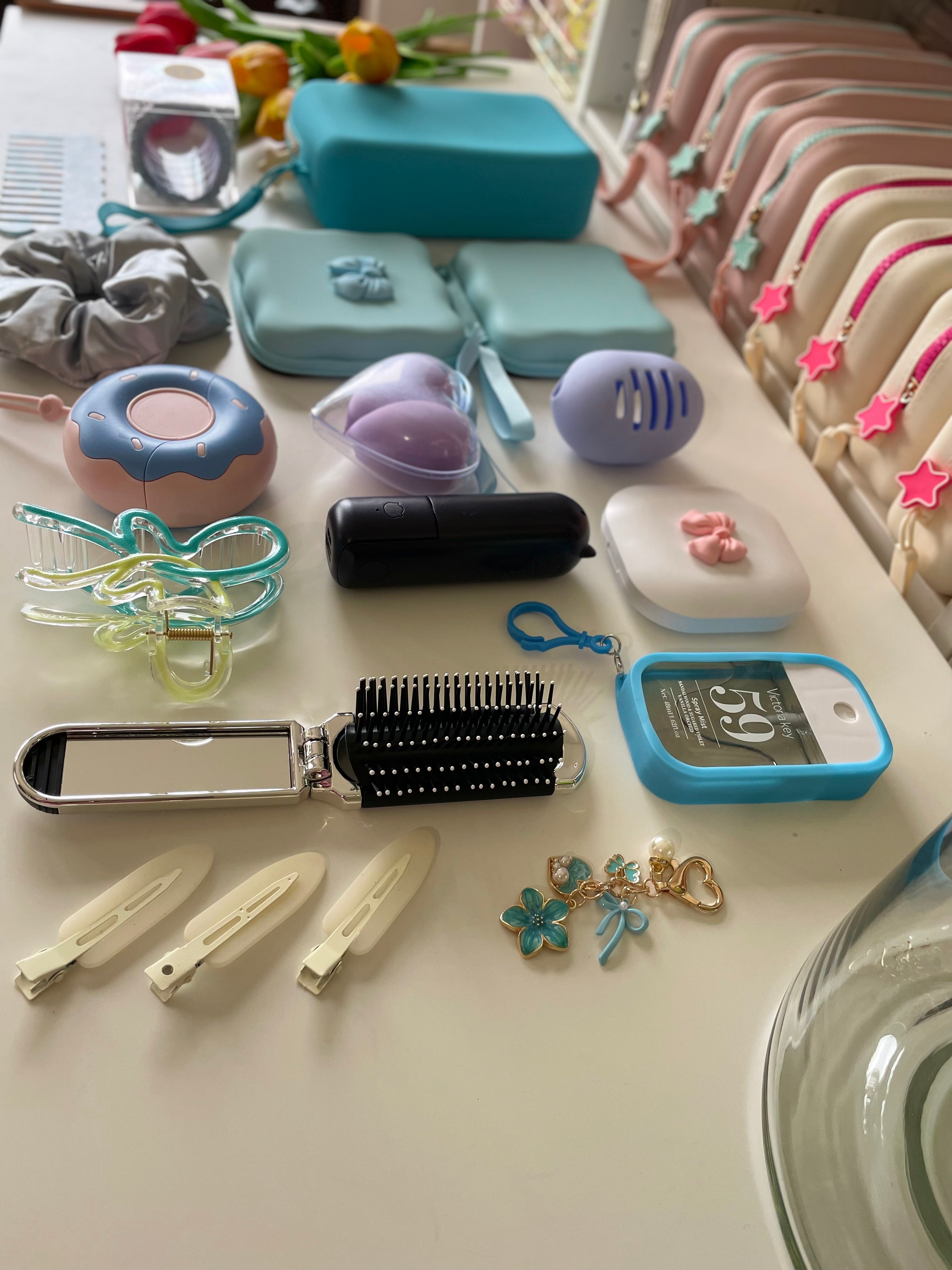 Blue bundle ( pretty & practical )