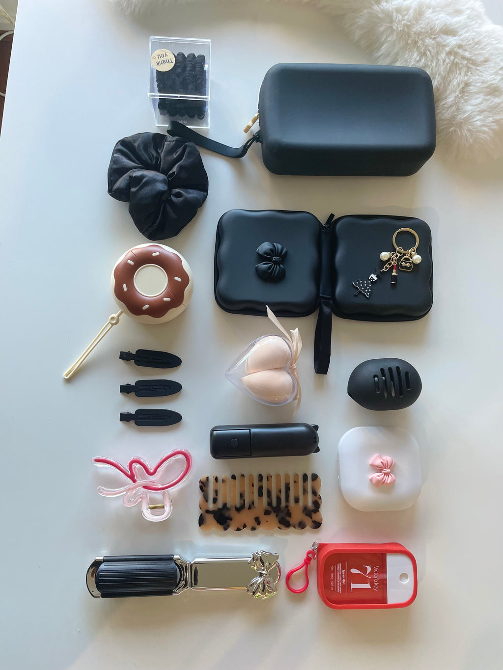 Black bundle ( pretty & practical )