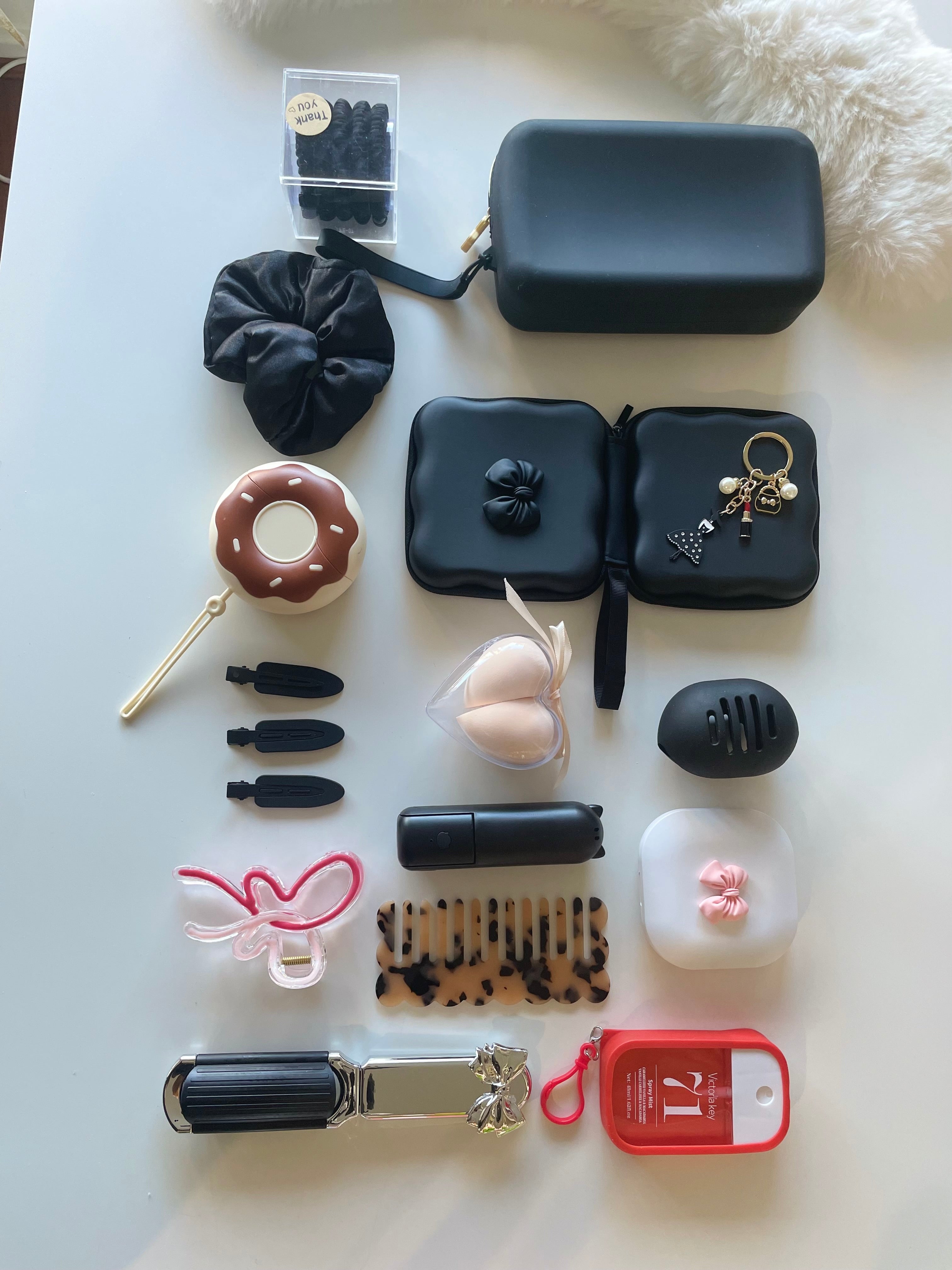 Black bundle ( pretty & practical )