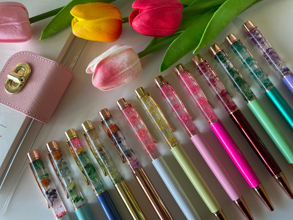 Liquid dried flower pen