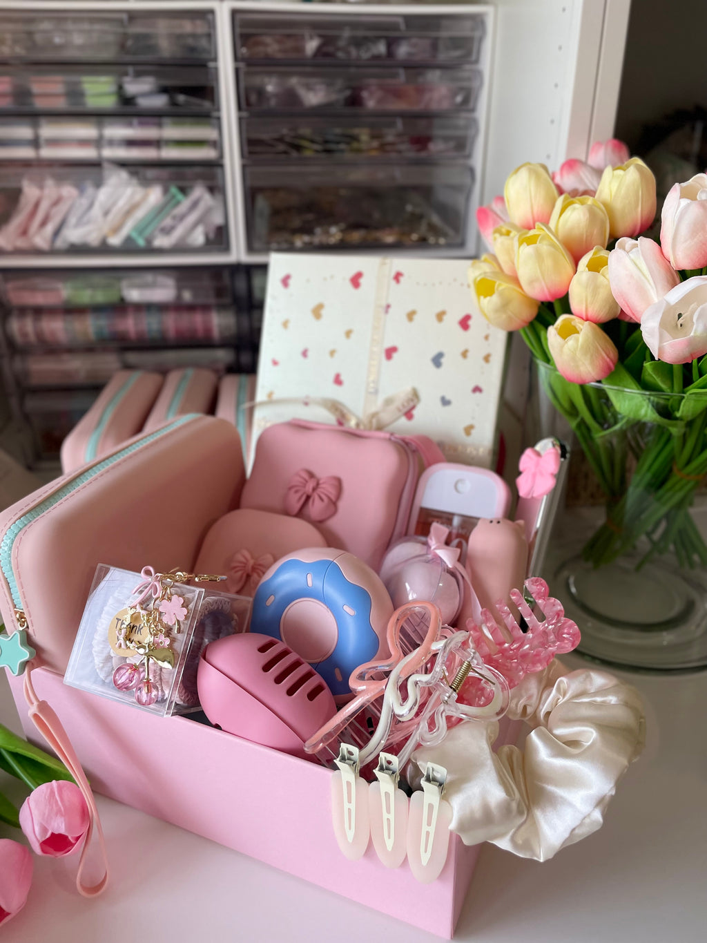 Pink bundle ( pretty & practical )