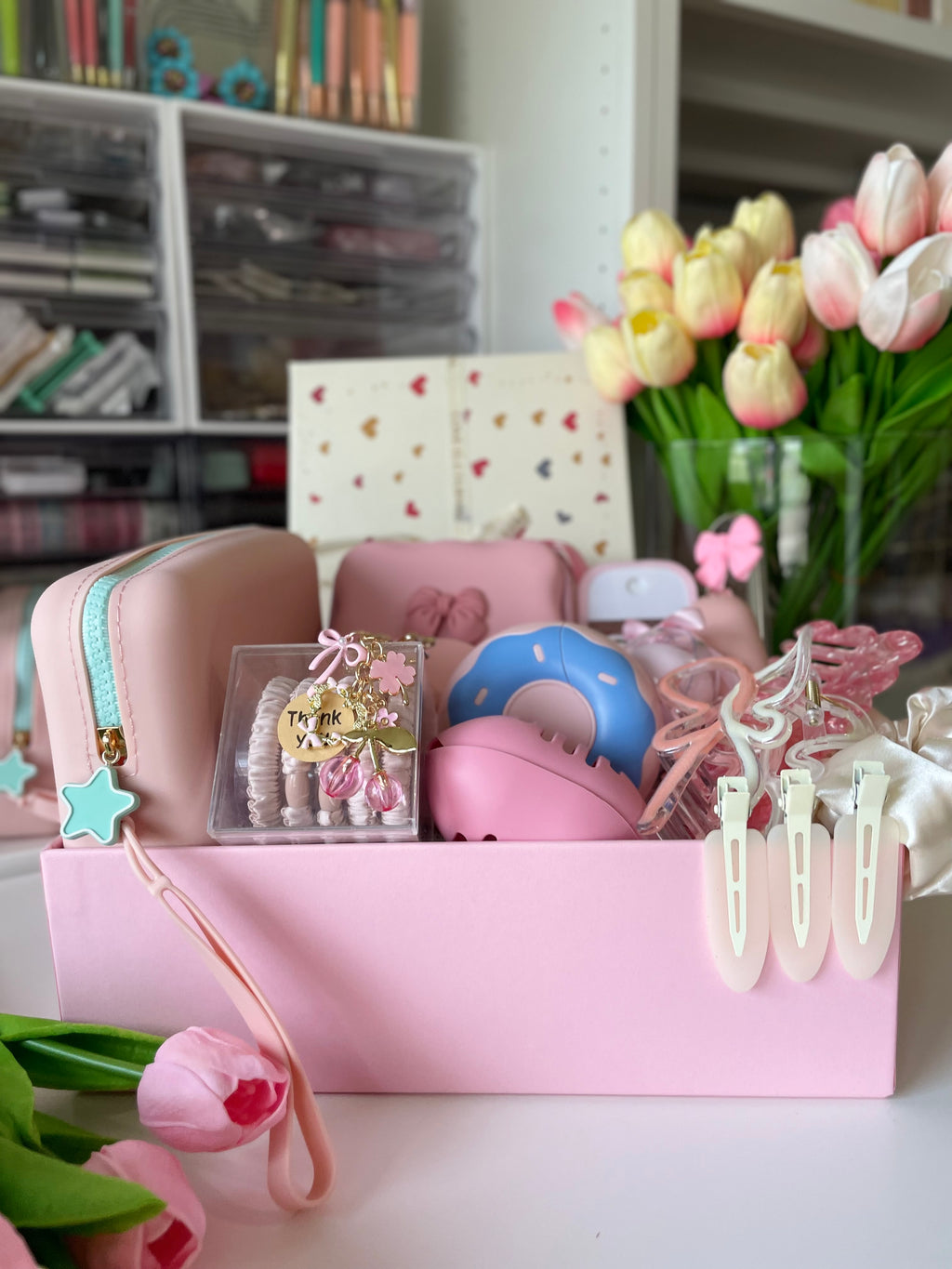 Pink bundle ( pretty & practical )
