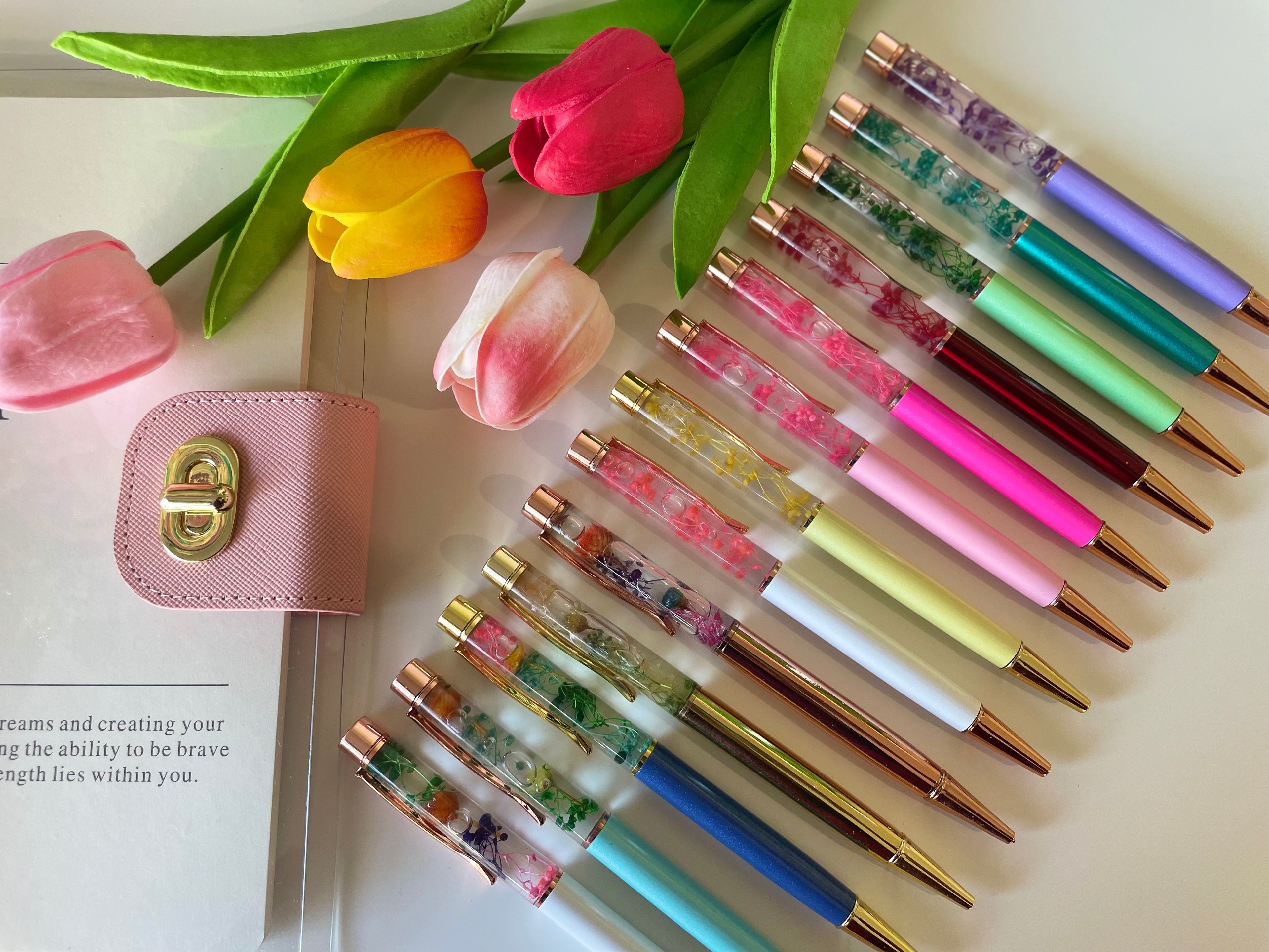 Liquid dried flower pen
