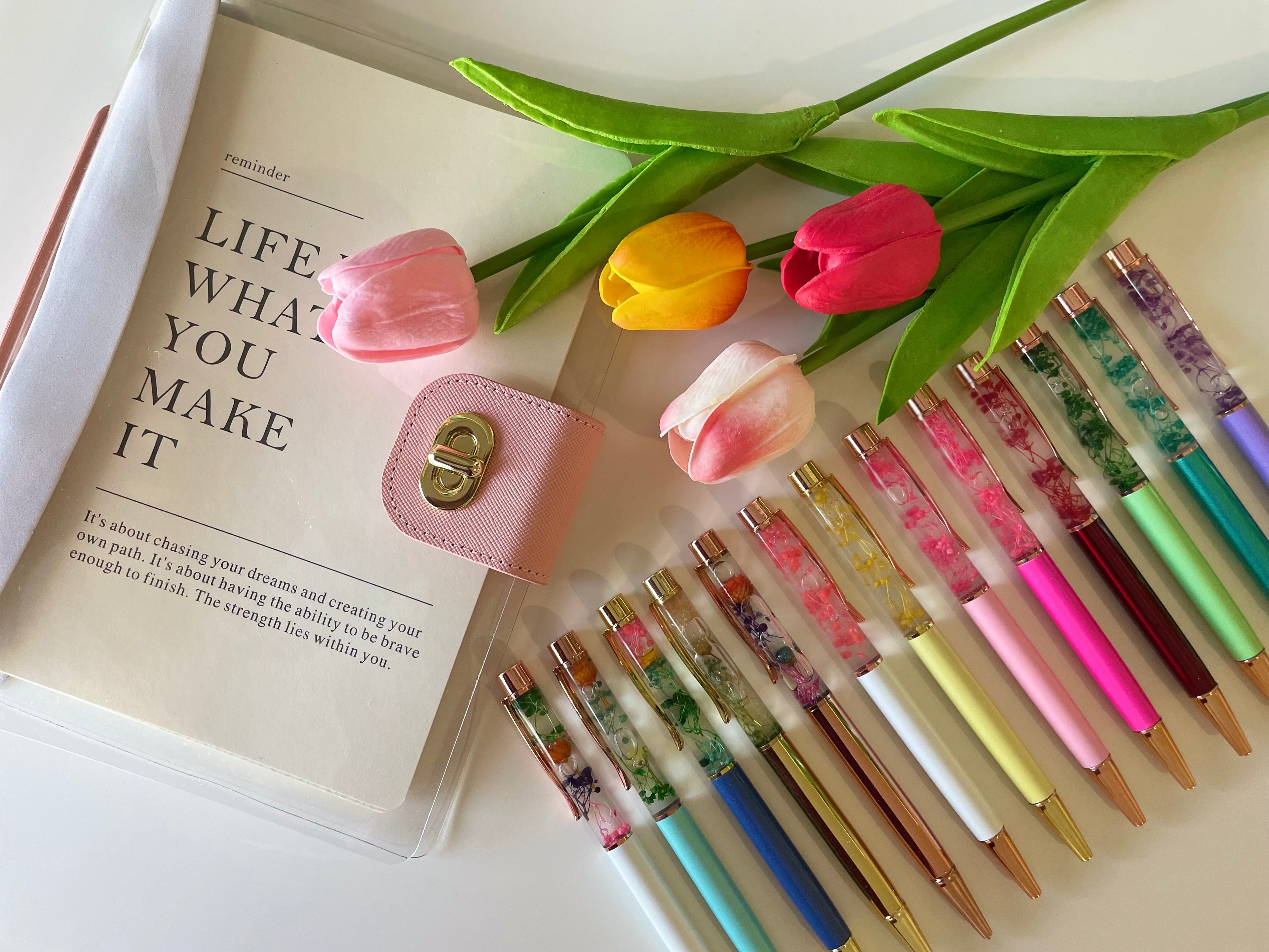 Liquid dried flower pen